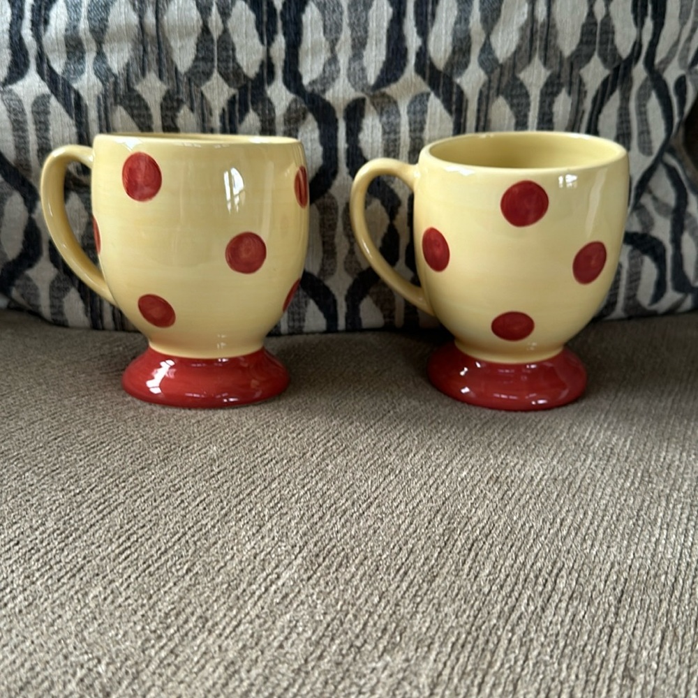 Southern Living At Home Sienna Footed Pedestal Mugs (2)